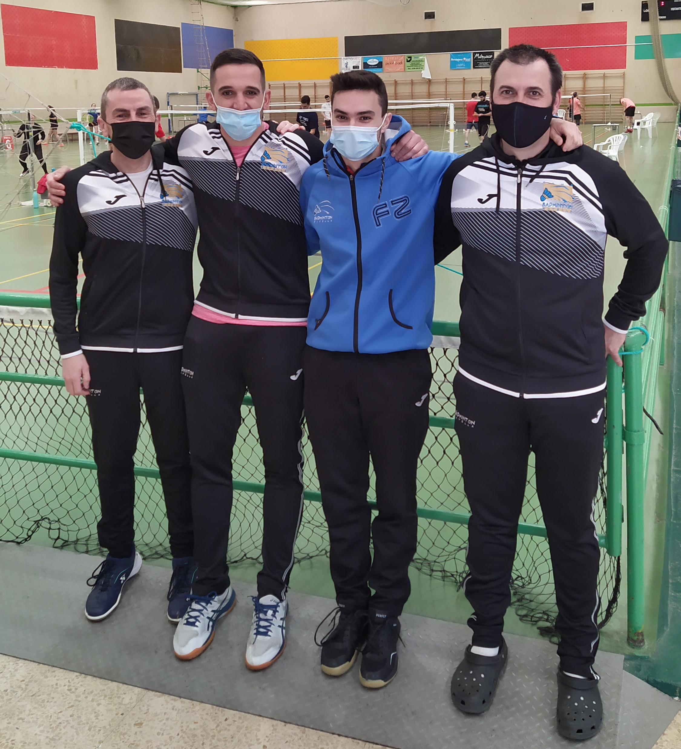 Medallas para los clubes navarros en Alfajar&iacute;n y Medina del Campo